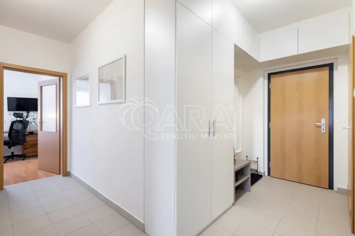 Prodej bytu 3+kk, Praha - Uhříněves, V kuťatech, 66 m2