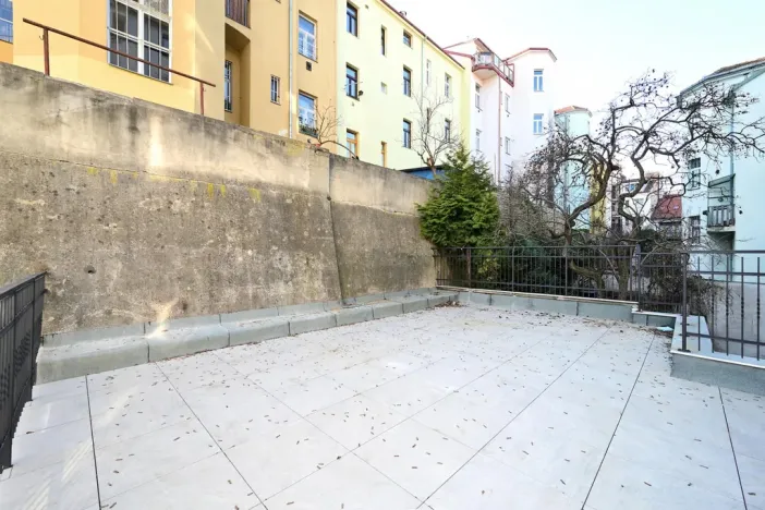 Pronájem bytu 1+kk, Praha - Smíchov, Radlická, 15 m2