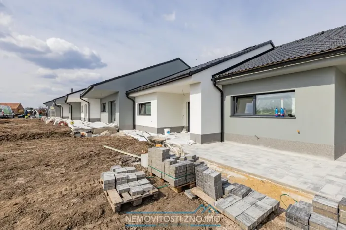 Prodej rodinného domu, Znojmo - Načeratice, 82 m2