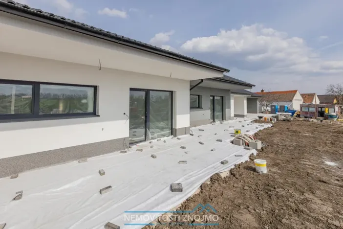 Prodej rodinného domu, Znojmo - Načeratice, 82 m2