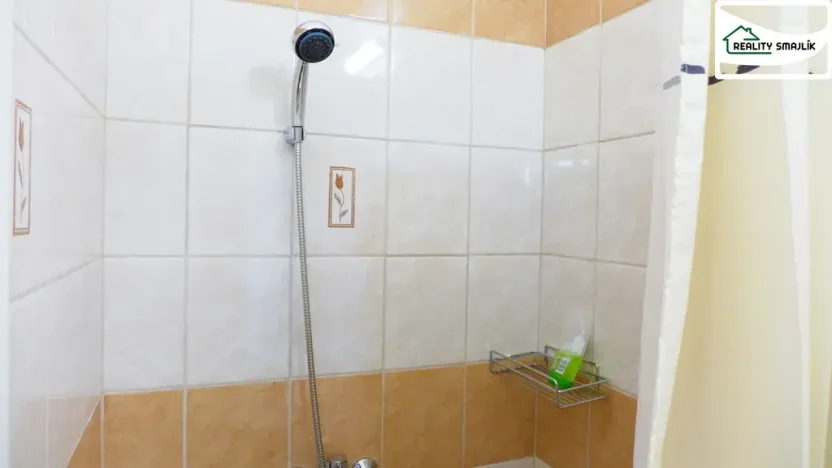 Prodej ubytování, Chodová Planá, Pohraniční stráže, 301 m2