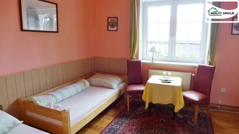 Prodej ubytování, Chodová Planá, Pohraniční stráže, 301 m2