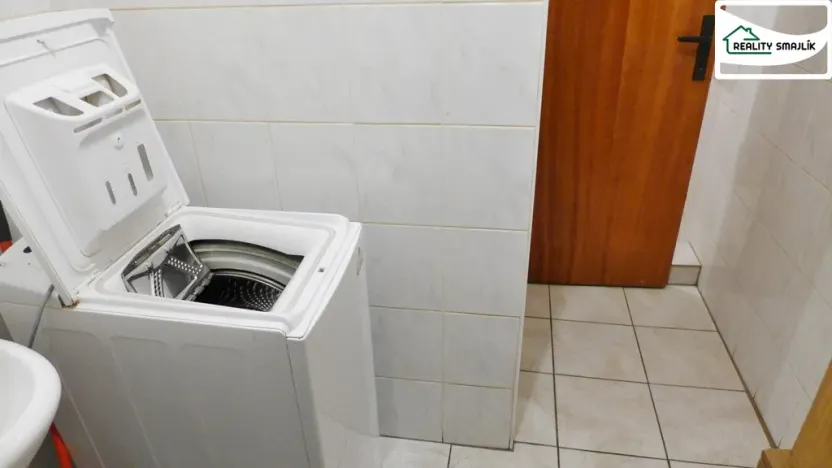 Prodej ubytování, Chodová Planá, Pohraniční stráže, 301 m2