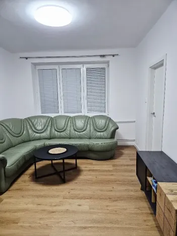 Pronájem bytu 2+1, Lovosice, Sady pionýrů, 56 m2