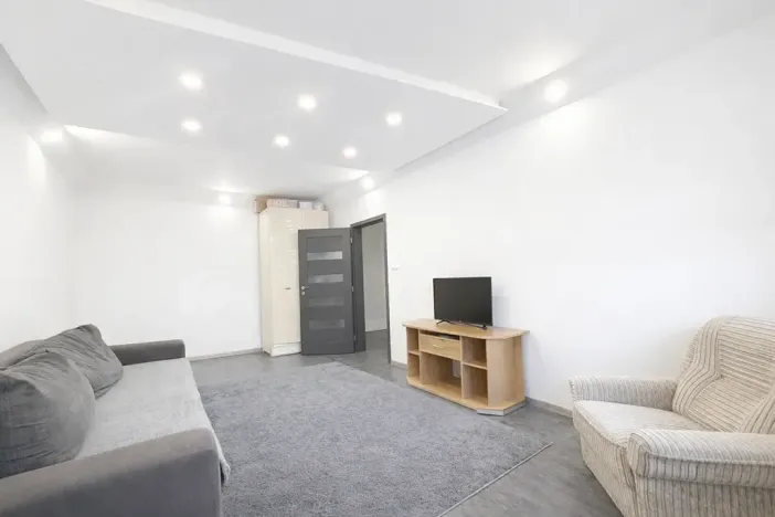 Pronájem bytu 2+1, Karlovy Vary, Charkovská, 45 m2