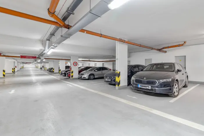 Prodej bytu 2+kk, Praha, Sazovická, 52 m2