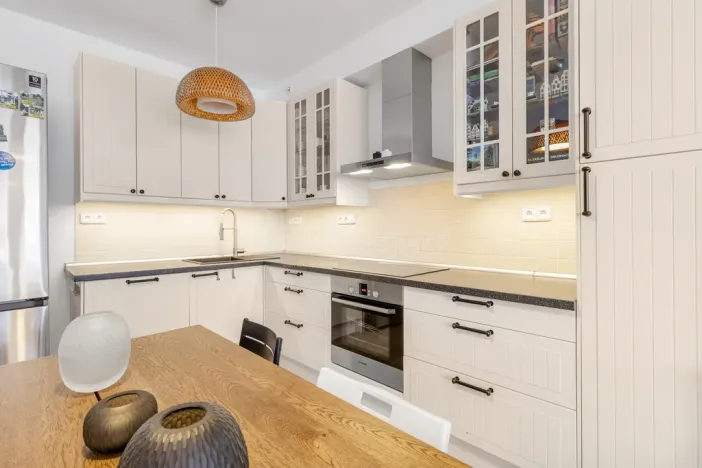 Prodej bytu 2+kk, Praha, Sazovická, 52 m2