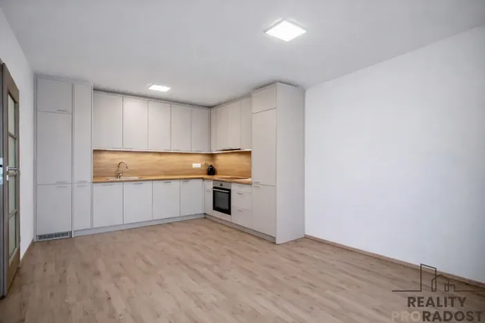 Pronájem bytu 2+kk, Pardubice, Nová Tesla, 62 m2