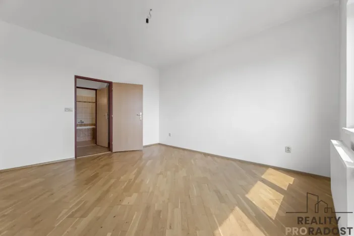 Pronájem bytu 2+1, Pardubice, U Kostelíčka, 89 m2