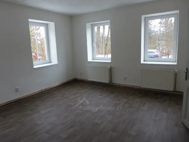 Pronájem bytu 2+1, Krásná Lípa, Masarykova, 57 m2