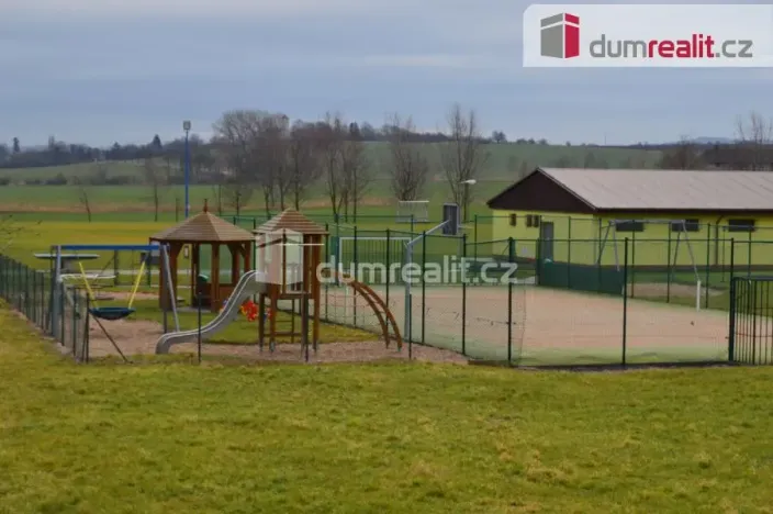 Pronájem bytu 3+1, Lošany, 80 m2