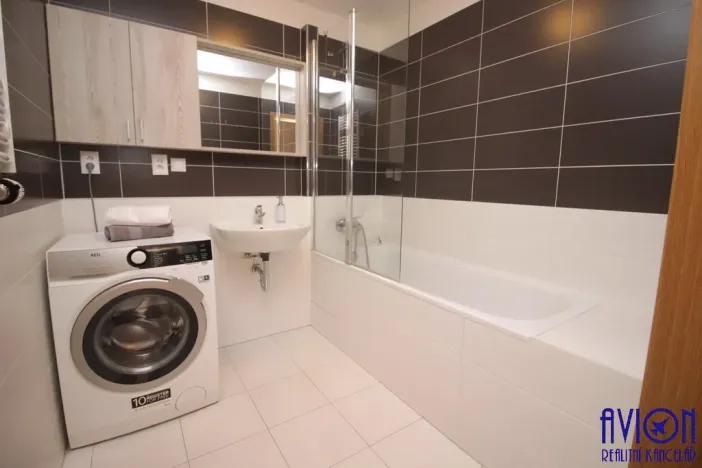 Pronájem bytu 3+kk, Praha - Libeň, Březenská, 90 m2