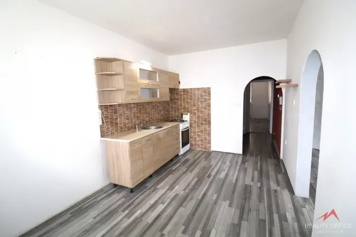 Pronájem bytu 3+1, Děčín - Děčín XXXII-Boletice nad Labem, Čsl. partyzánů, 75 m2