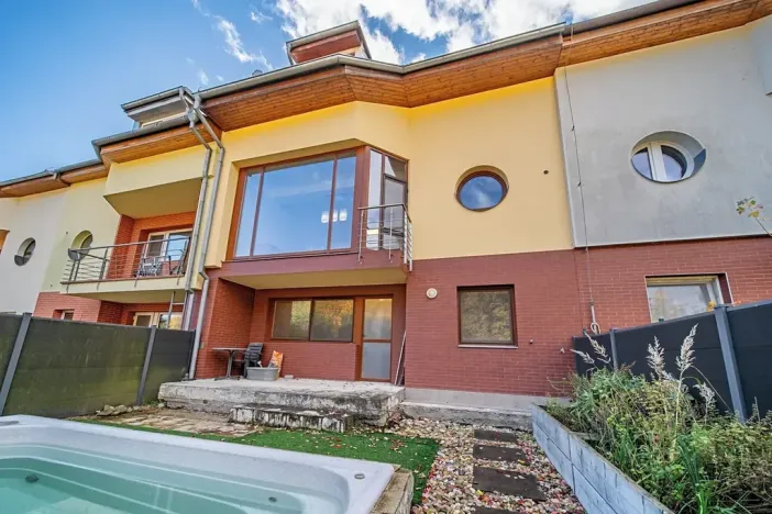 Prodej rodinného domu, Brno, Ve vilkách, 230 m2