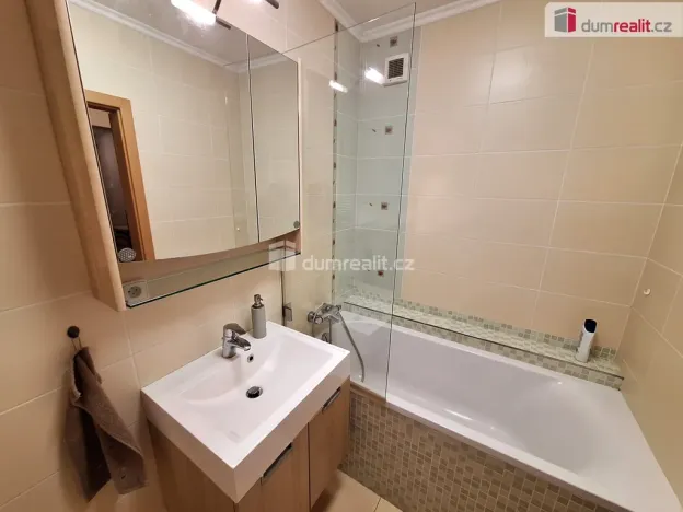 Pronájem bytu 2+1, Praha - Břevnov, Anastázova, 47 m2