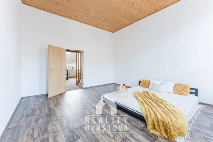 Prodej bytu 3+1, Olomučany, 99 m2