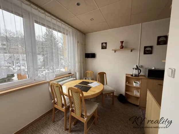 Pronájem bytu 2+1, Vsetín, Ohrada, 54 m2