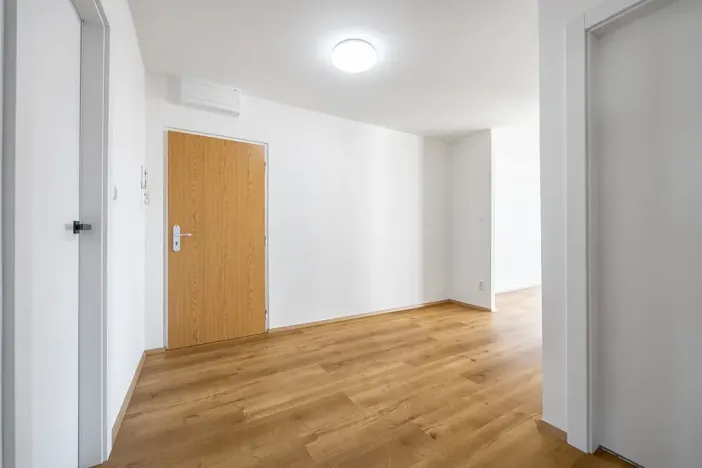 Prodej bytu 3+kk, Praha - Prosek, Vysočanská, 82 m2