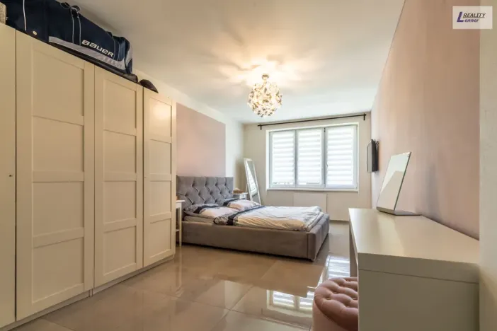 Pronájem bytu 2+kk, Hořovice, 1. máje, 54 m2