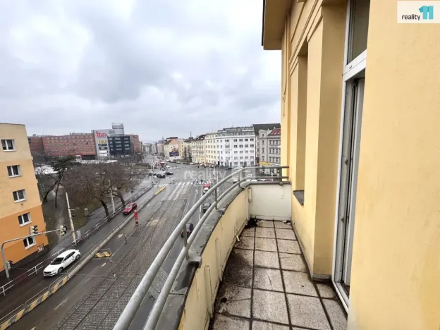 Pronájem bytu 2+kk, Praha - Vysočany, Kolbenova, 87 m2