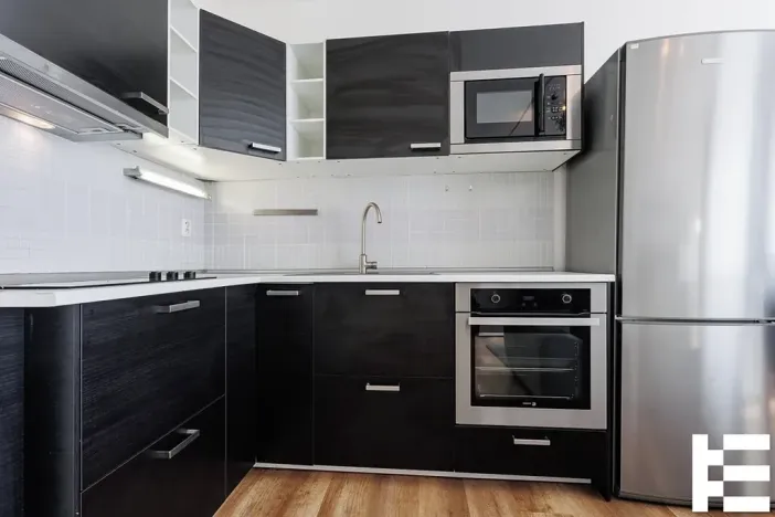 Pronájem bytu 2+kk, Praha - Černý Most, Bryksova, 42 m2