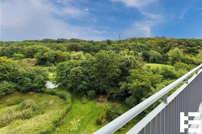 Pronájem bytu 3+kk, Praha - Hloubětín, Nademlejnská, 92 m2