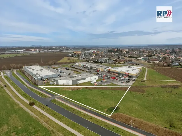 Prodej komerčního pozemku, Šestajovice, Revoluční, 3348 m2
