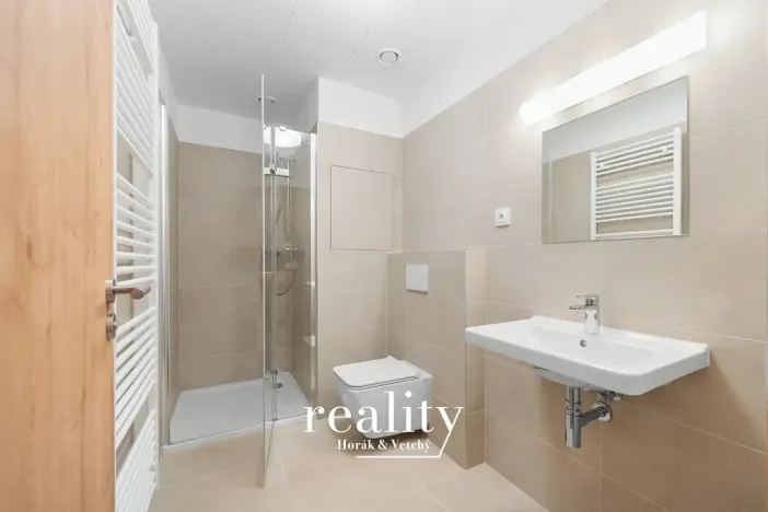 Pronájem bytu 2+kk, Znojmo, Jarošova, 44 m2