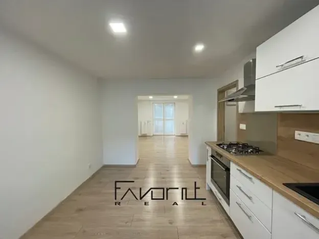 Pronájem bytu 2+1, Ostrava, Odborářská, 52 m2