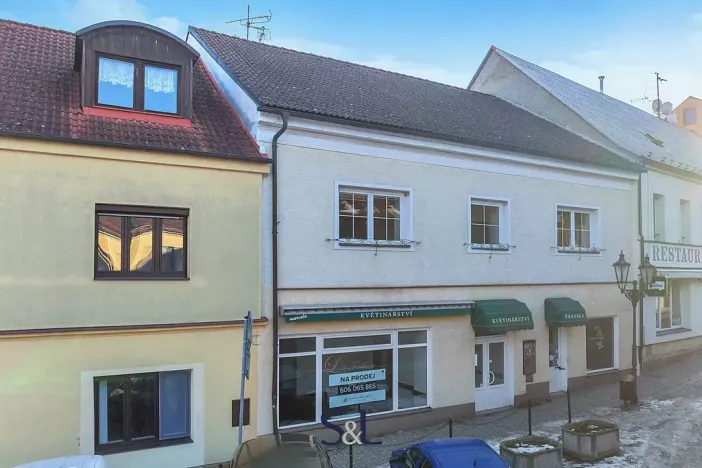 Prodej rodinného domu, Doksy, Komenského, 412 m2