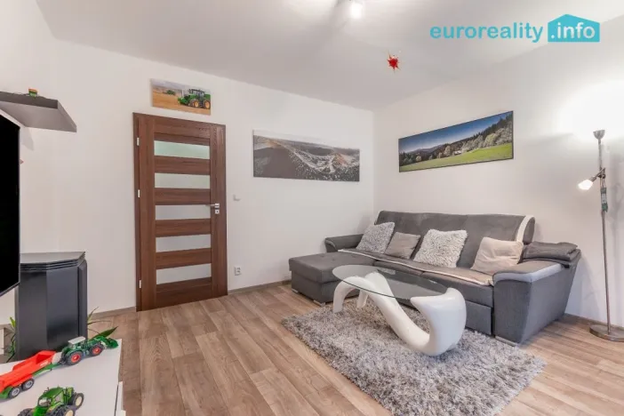 Prodej bytu 2+1, Stráž pod Ralskem, Mlýnská, 56 m2