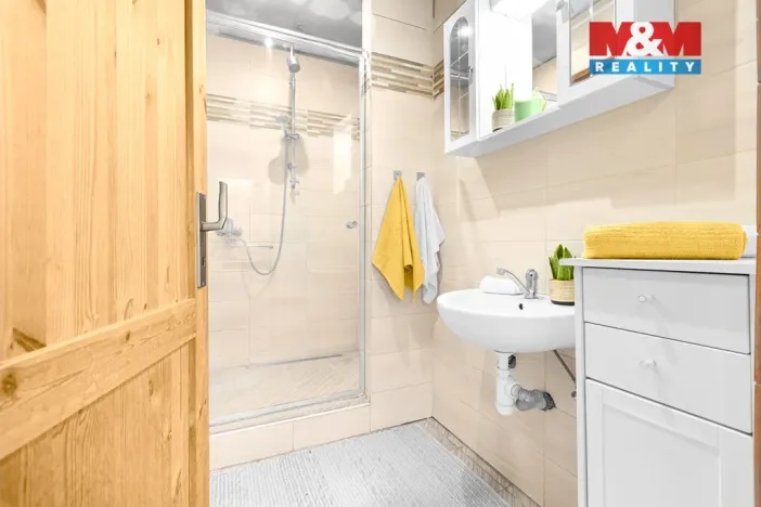 Prodej rodinného domu, Snědovice, 220 m2