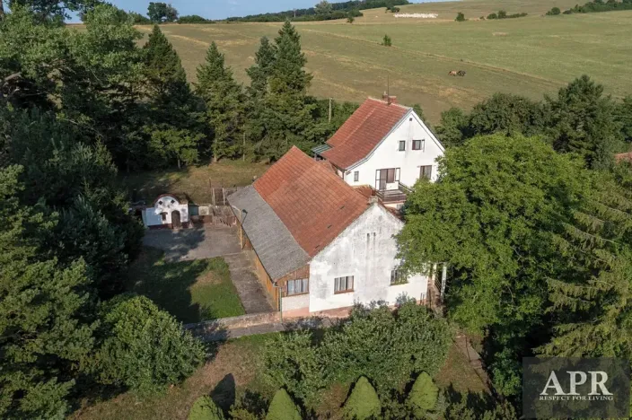 Prodej rodinného domu, Nezdenice, 240 m2