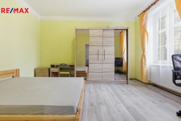 Prodej bytu 2+1, Karlovy Vary - Drahovice, Mattoniho nábřeží, 49 m2