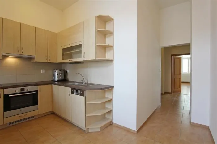 Pronájem bytu 2+1, Brno, Hybešova, 73 m2