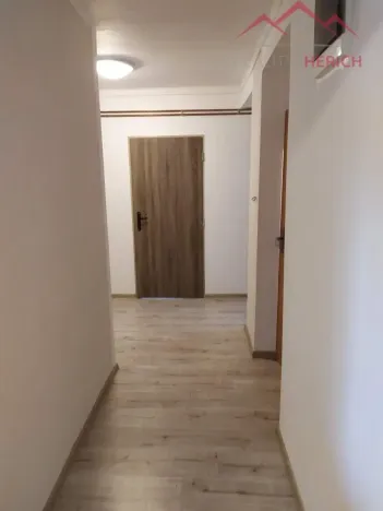 Prodej bytu 3+1, Chomutov, Kadaňská, 74 m2