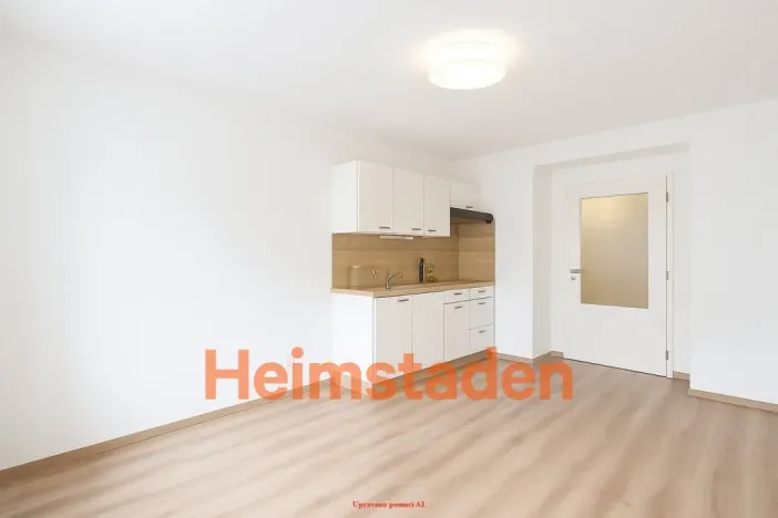 Pronájem bytu 1+kk, Havířov - Město, Hlavní třída, 20 m2