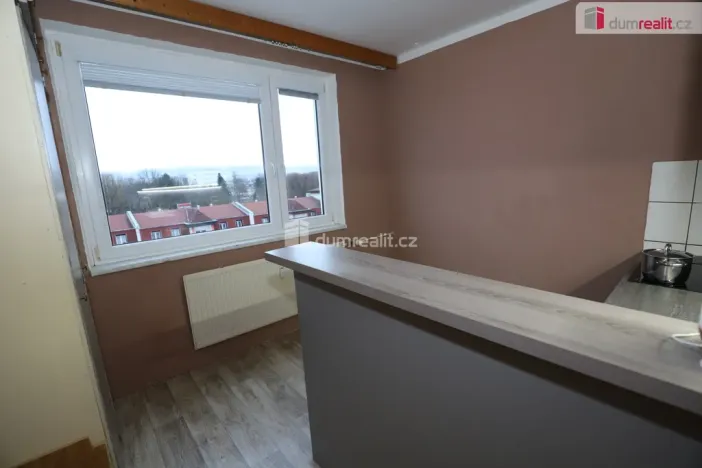 Pronájem bytu 1+1, Sokolov, Křížová, 41 m2