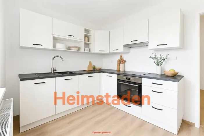 Pronájem bytu 4+1, Ostrava - Poruba, náměstí Boženy Němcové, 86 m2