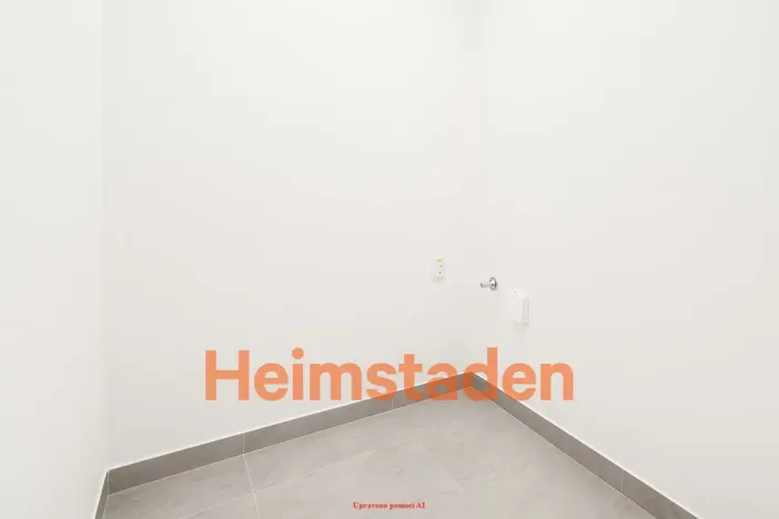 Pronájem bytu 4+1, Ostrava - Poruba, náměstí Boženy Němcové, 86 m2