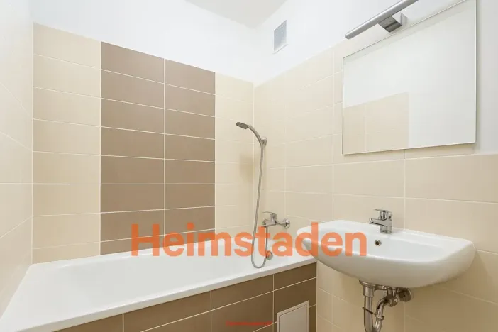 Pronájem bytu 2+1, Ostrava - Poruba, Francouzská, 53 m2