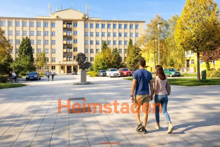 Pronájem obchodního prostoru, Karviná - Nové Město, nám. Budovatelů, 53 m2