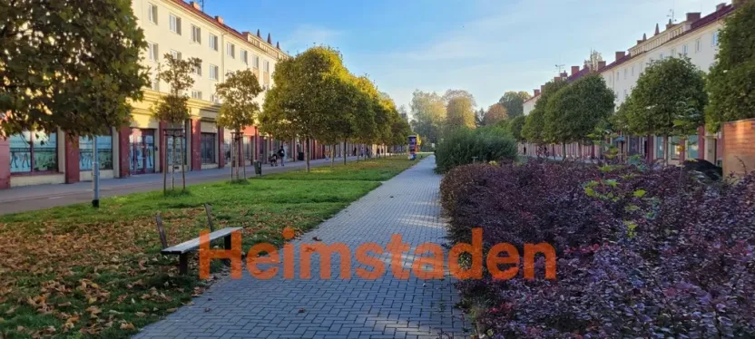 Pronájem kanceláře, Karviná - Nové Město, nám. Budovatelů, 44 m2