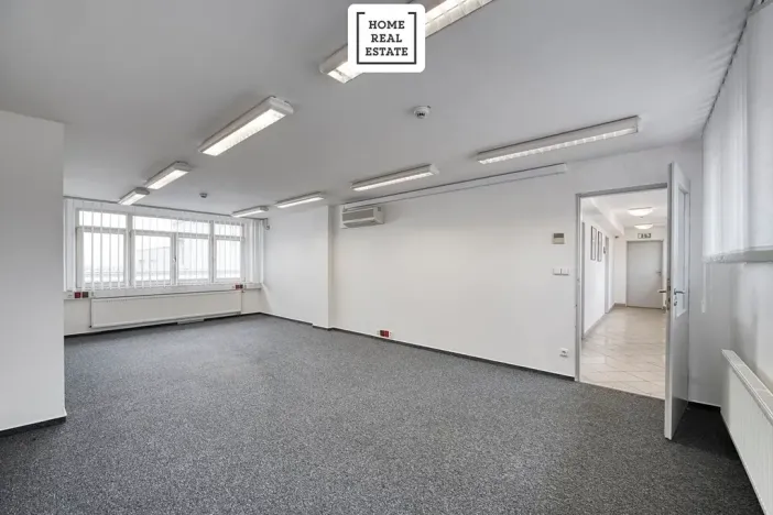 Pronájem kanceláře, Kolín, Rubešova, 634 m2