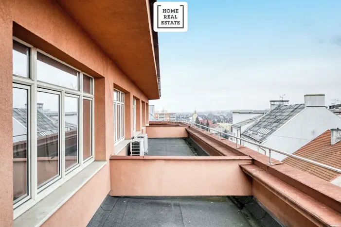 Pronájem kanceláře, Kolín, Rubešova, 256 m2