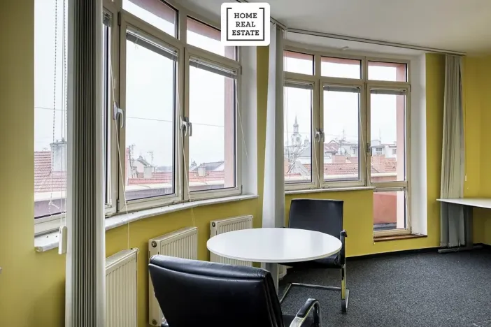 Pronájem kanceláře, Kolín, Rubešova, 378 m2