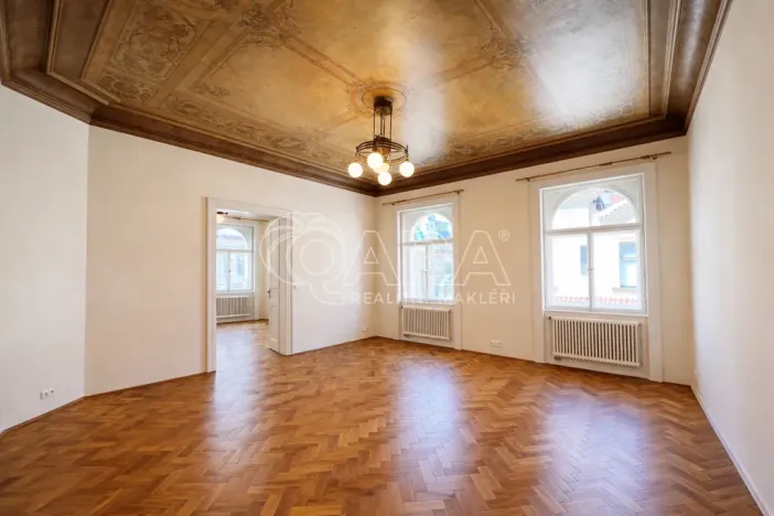 Pronájem bytu 4+1, Praha, Pařížská, 151 m2