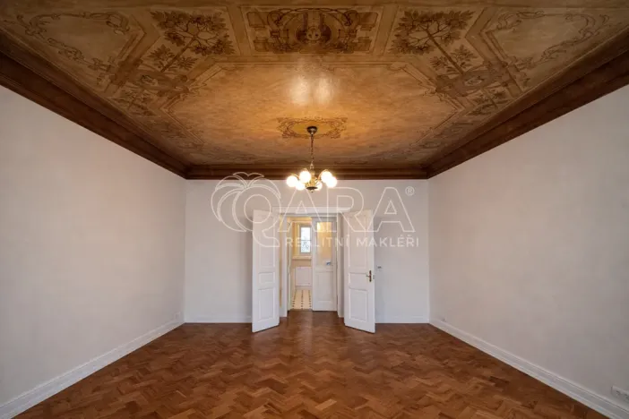 Pronájem bytu 4+1, Praha, Pařížská, 151 m2