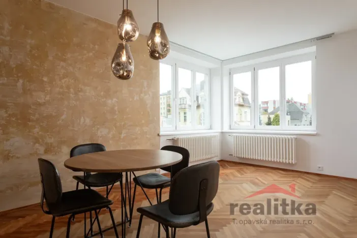 Pronájem bytu 3+1, Opava - Předměstí, Jurečkova, 100 m2