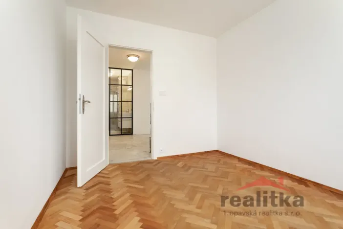 Pronájem bytu 3+1, Opava - Předměstí, Jurečkova, 100 m2